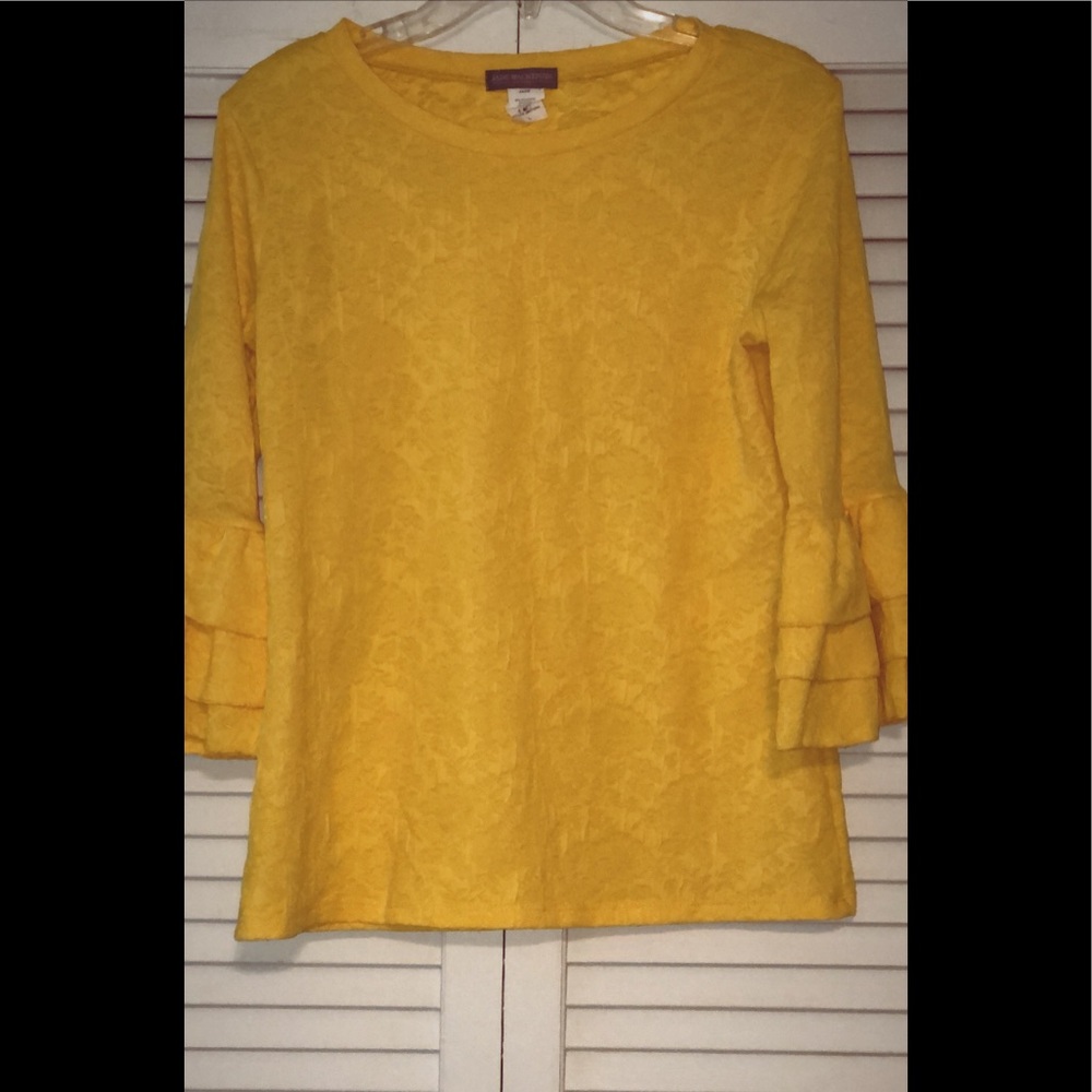 Jade McKenzie yellow top